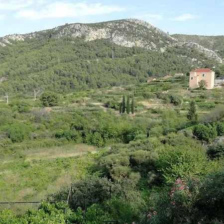 Heritage Kyra & Fox In Pitve, Hvar Apartment