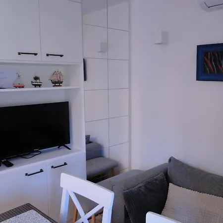 Apartment Heritage Kyra & Fox In Pitve, Hvar *