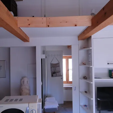 Heritage Kyra & Fox In Pitve, Hvar Apartment