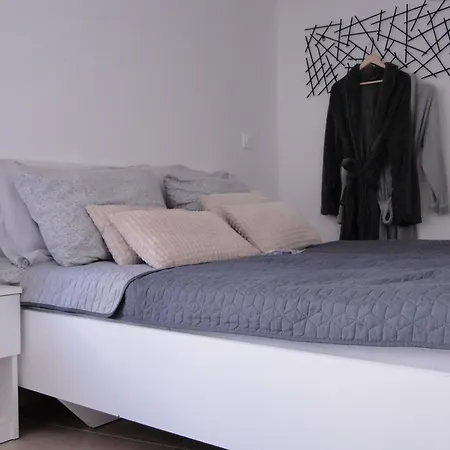 Heritage Kyra & Fox In Pitve, Hvar Apartman
